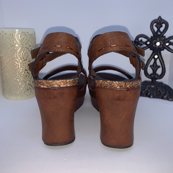 WHISKEY brown basket weave platform wedges New in box NIB 6.5 7.5 8 8.5 9 - Picture 5 of 8